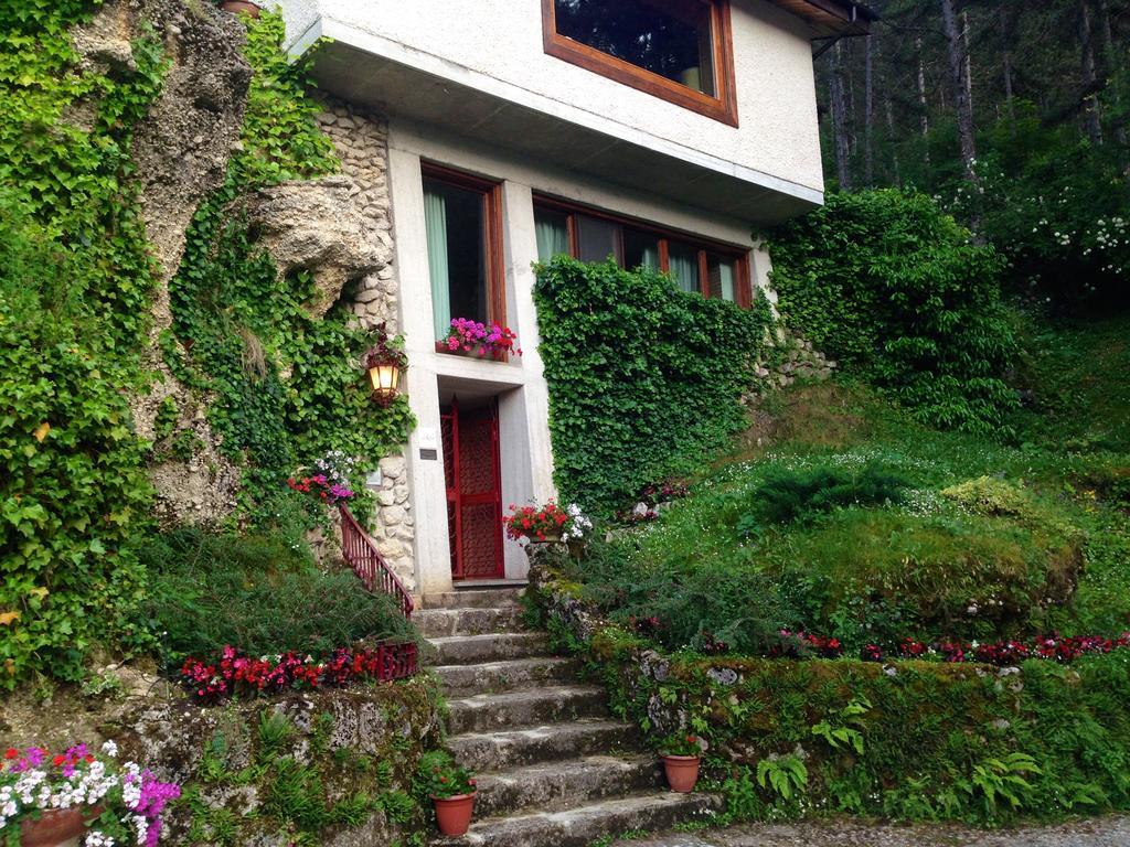 Le Rocce Di Scanno B&B Di Charme Exterior photo